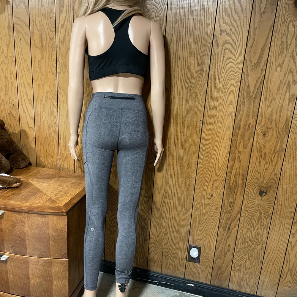 Lululemon"Speed Up Tight*28" Heathered Gray First Release - Picture 9 of 16